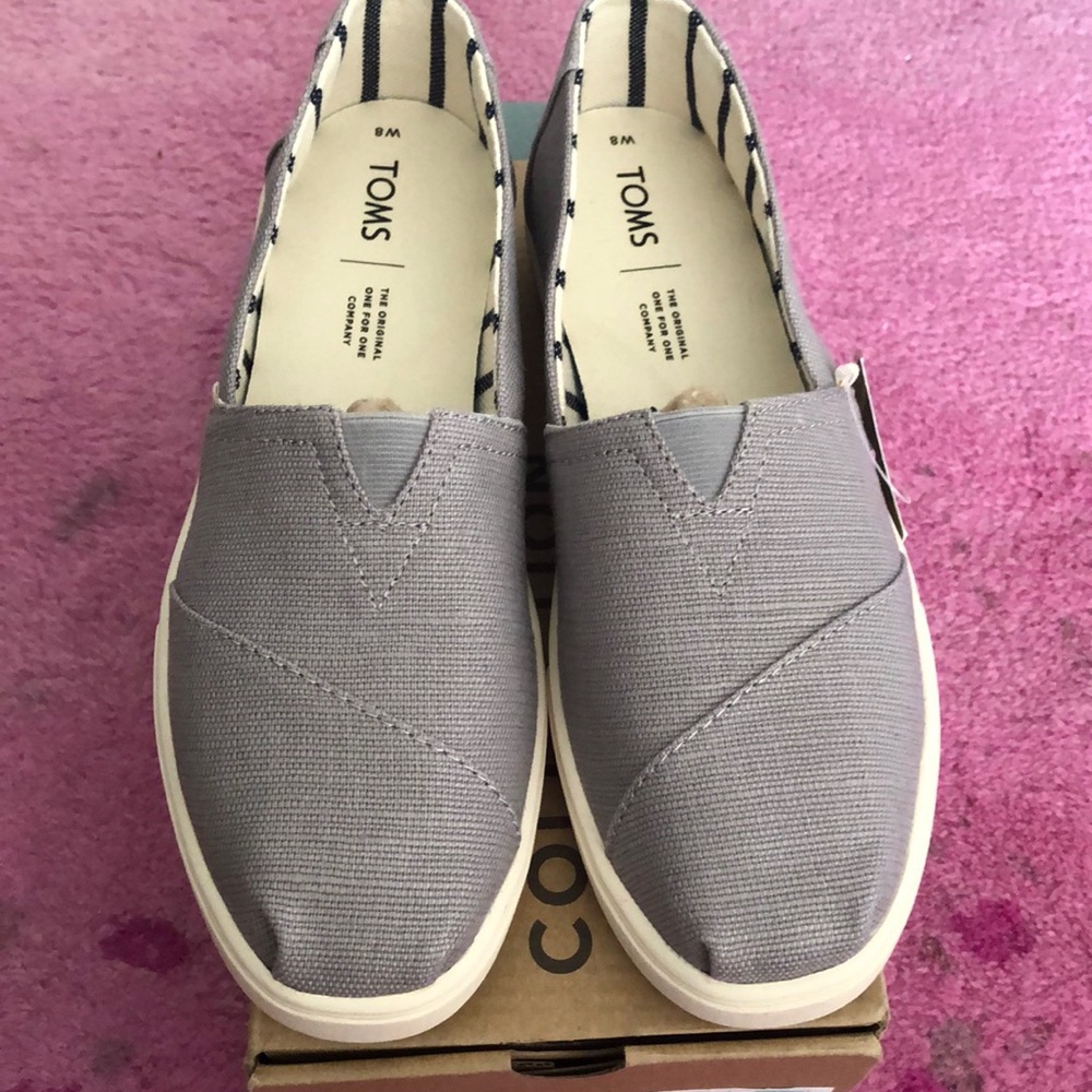 NWT TOMS Morning Dove Heritage canvas Cupsole sz8